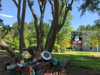 How to Explore the Annmarie Sculpture Garden and Arts Center