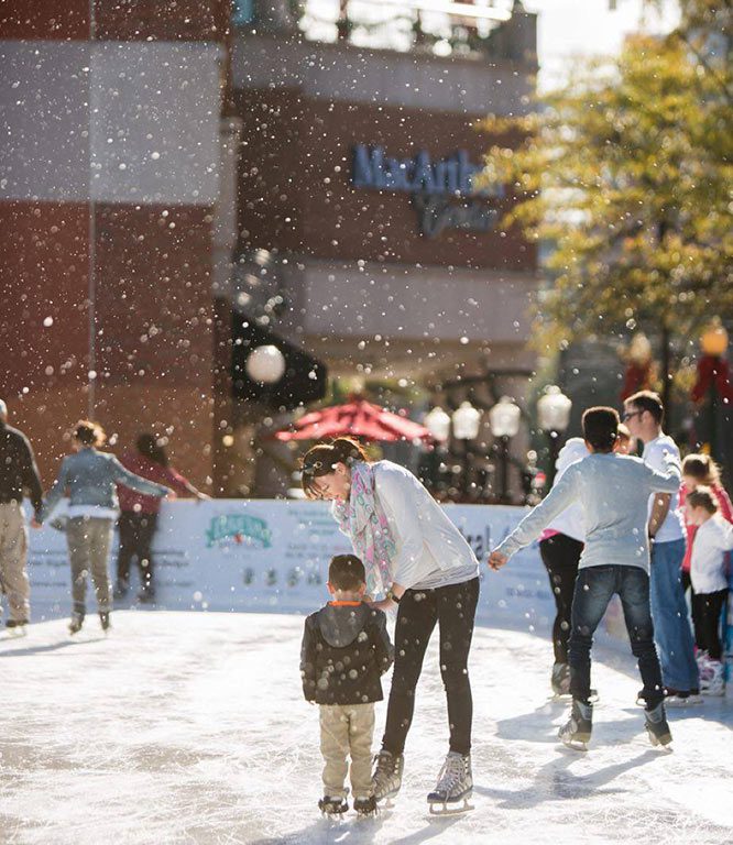 2024 Christmas Events in Norfolk, VA - MacArthur on Ice