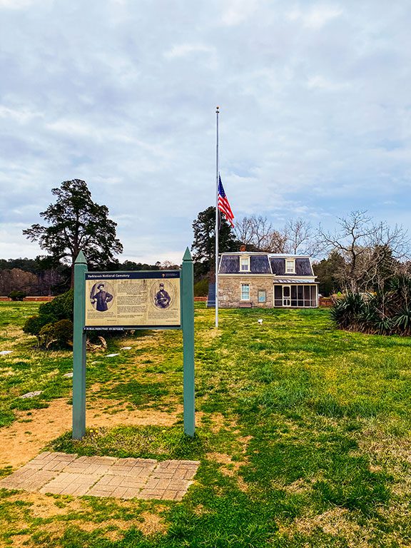 Things to do in Yorktown- Yorktown National Cemetery