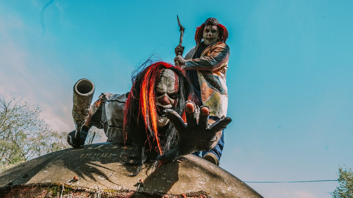 Kims Krypt - 10+ Thrilling Baltimore Haunted Houses That Will Terrify You!