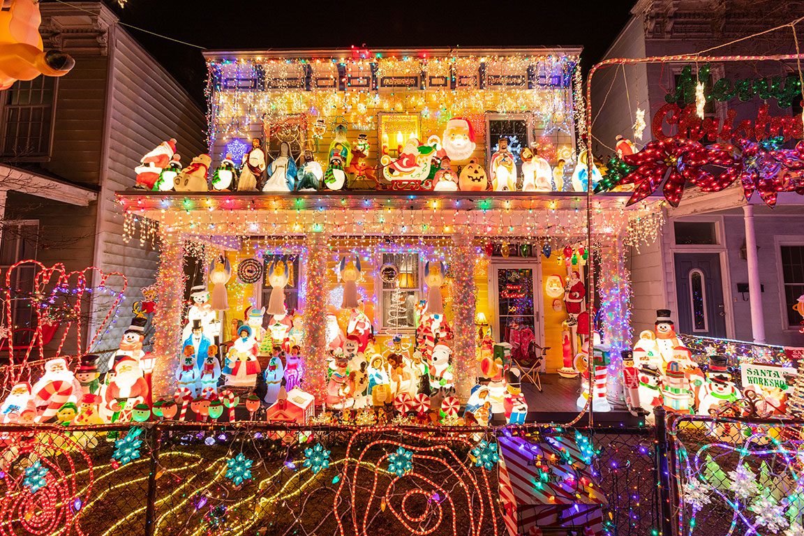 Richmond Tacky Lights Tour in Virginia