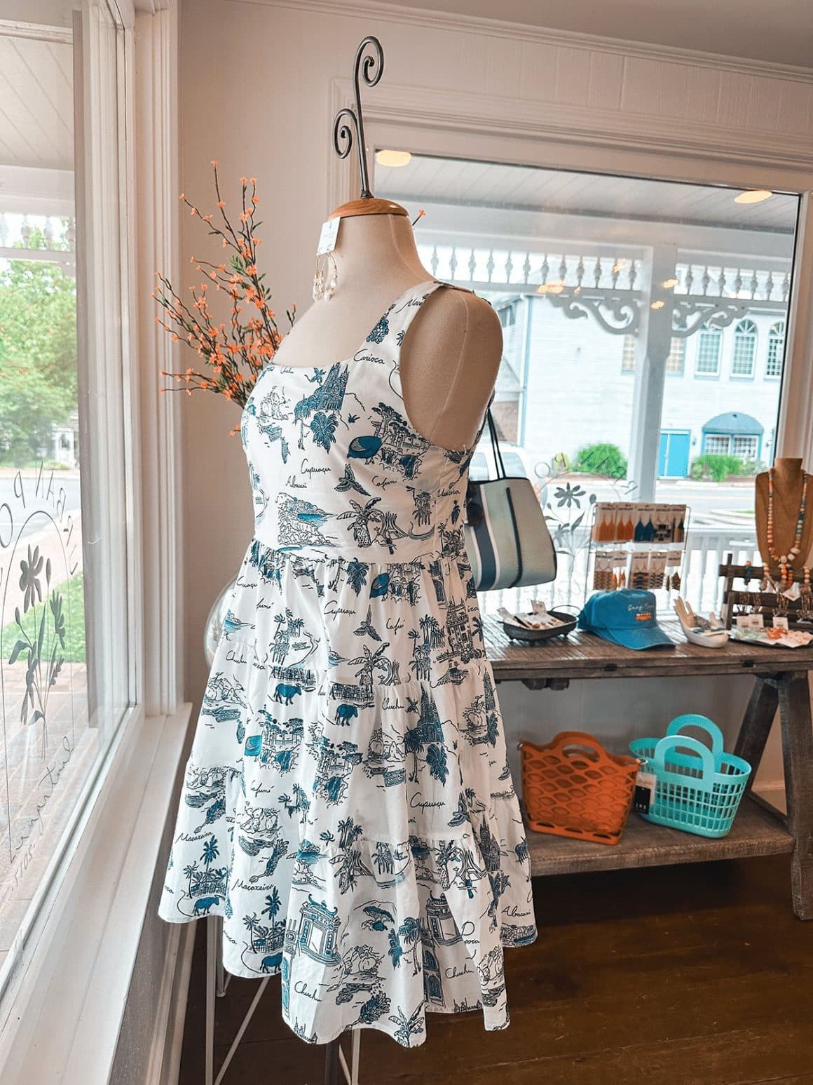 Urban Posh Boutique in Historic Occoquan, VA - photo credit Keryn Means